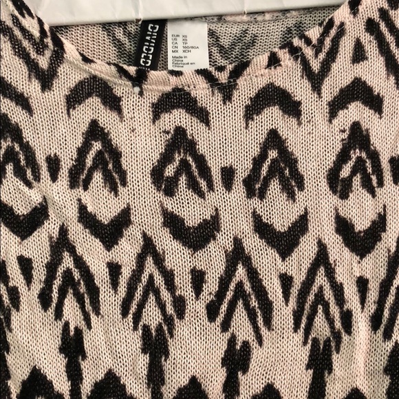 H&M blouse - Picture 2 of 4